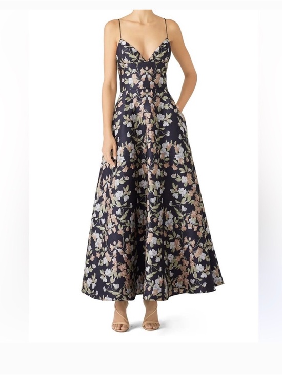Monique Lhuillier Dresses & Skirts - ML Monique Lhuillier Garden Jacquard Gown